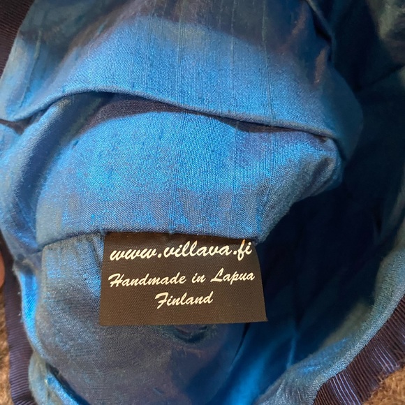 Perfect Condition Finnish winter bucket hat. 100% wool. main image 4